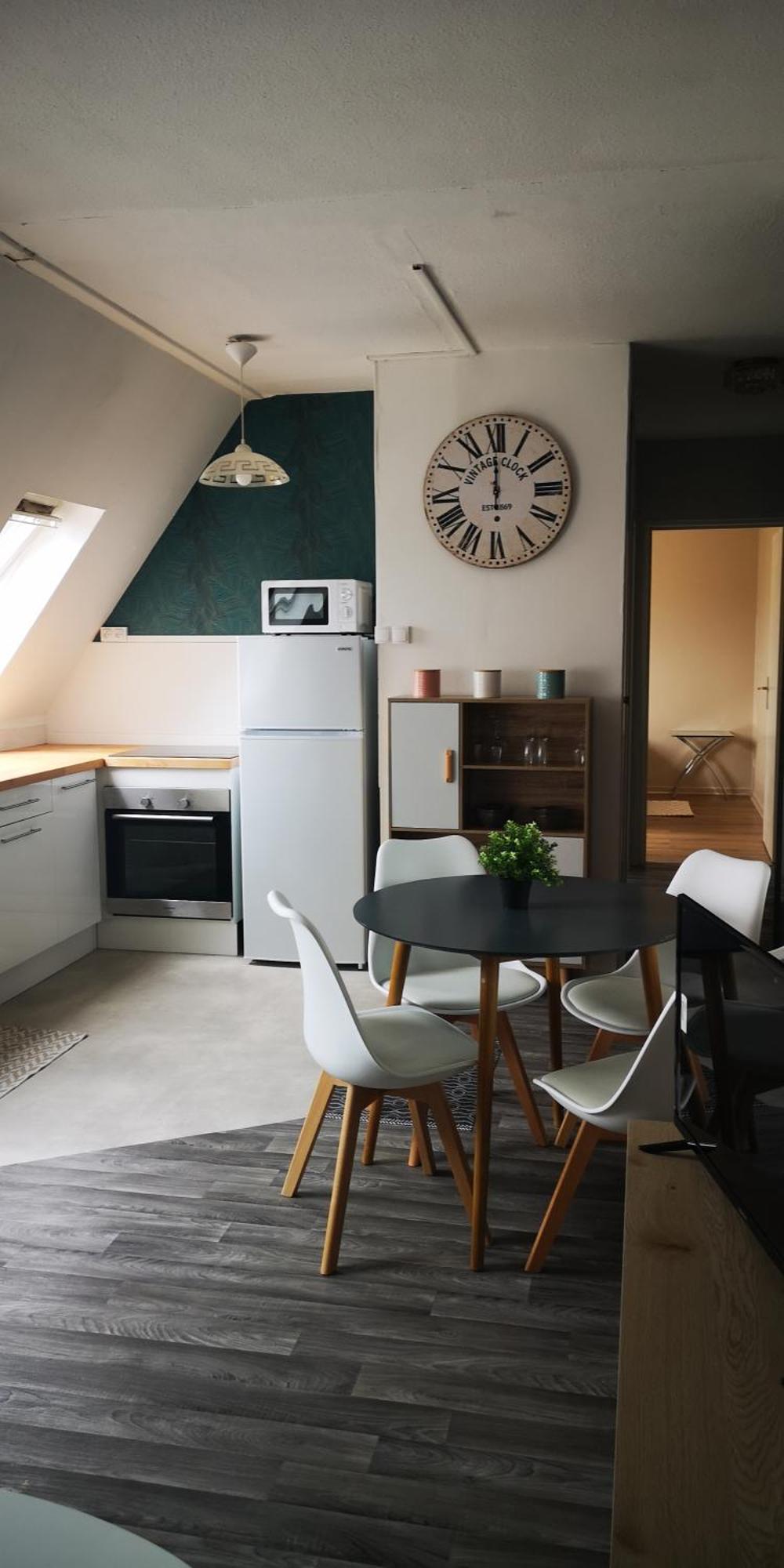 Cocon Sous Les Toits - Vue Sur Les Chateaux Et Le Vignoble - Proche Centre Ville - Parking Gratuit 셀레스탓 외부 사진